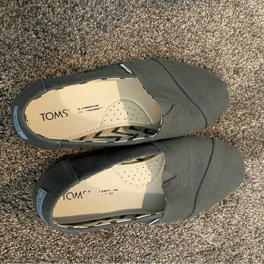 Toms Womens Canvas Slip-On Loafers